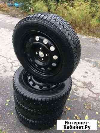 Комплект колёс нокиан 185/65 R15 на хёндай салярис Старый Оскол