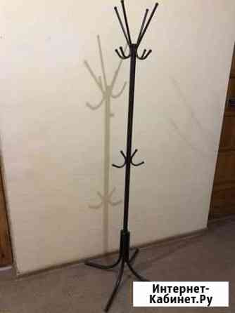 Вешалка напольная в идеальном состоянии Киров