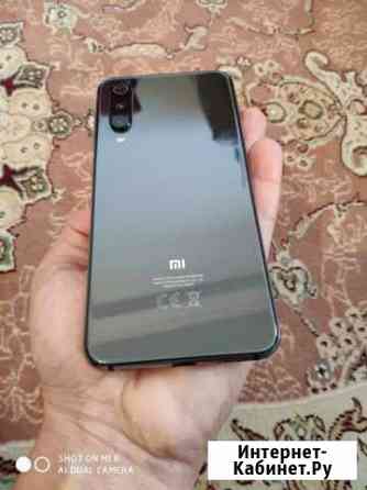 Mi 9 SE 64 gig Black Хасавюрт