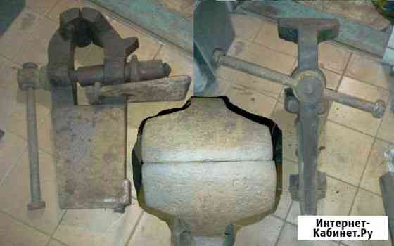 Тиски. Ножовка (пила) по дереву и металлу СССР Ростов-на-Дону