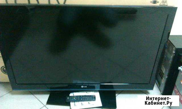Телевизор lg 42 ЖК Клинцы - изображение 1