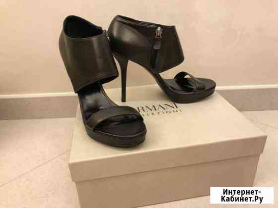 Босоножки Armani Collezioni, р. 38 (новые) Архангельск