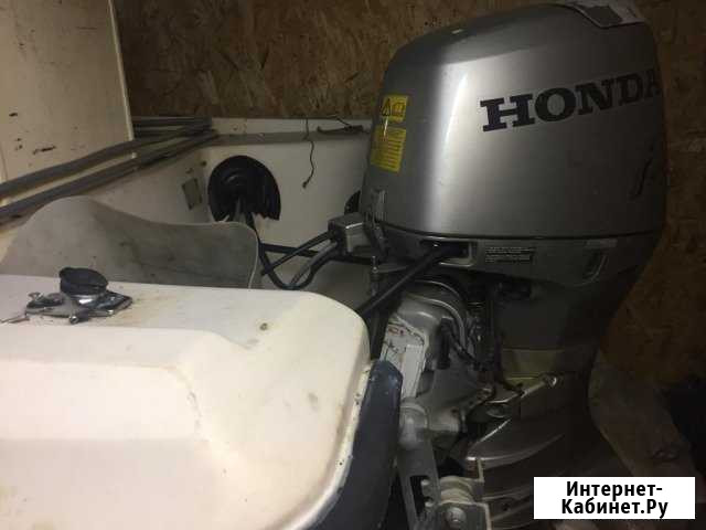 Продам моторную лодку или обмен на автомобиль Нижнекамск - изображение 1