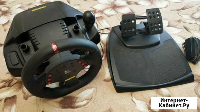 Игровой руль Logitech momo Racing(с педалями) Ликино-Дулево - изображение 1