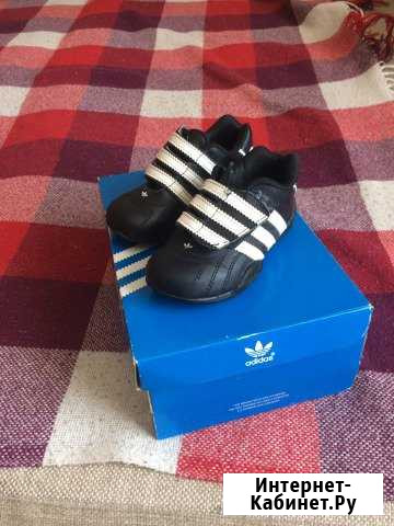 Кроссовки adidas оригинал Хотьково - изображение 1