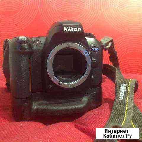 Продам фотоаппарат Nikon F75 + батарейный блок Уфа