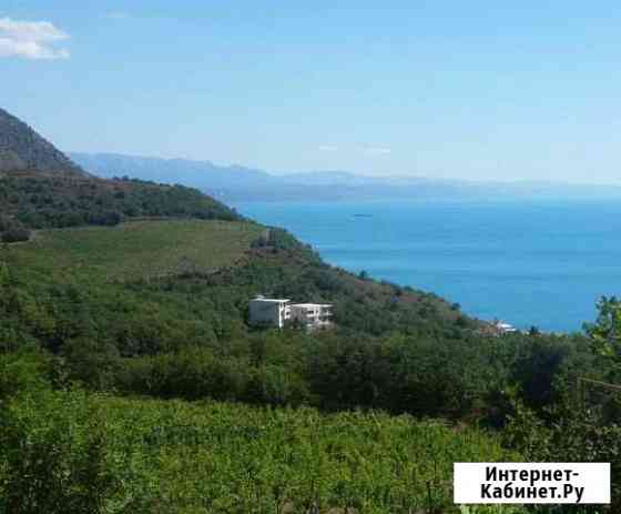 Дом 251 кв.м. на участке 5 сот. Алушта