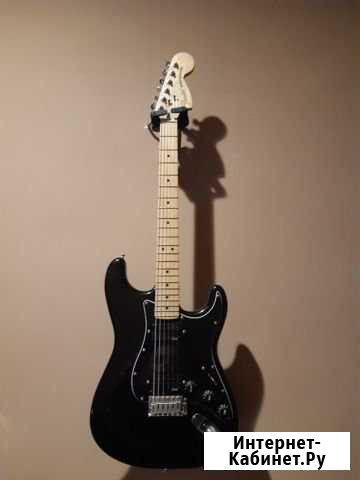 Электрогитара Fender Stratocaster Комсомольск-на-Амуре - изображение 1