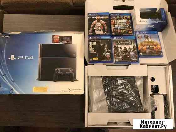 Sony PS4, два геймпада, 5 игр Новосибирск