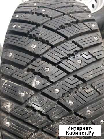 Шины good year 205/55 r16 шипы Северск - изображение 1