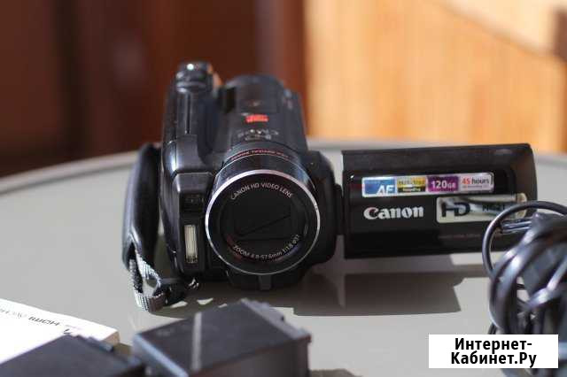 Видеокамера Canon HG21 Омск - изображение 1
