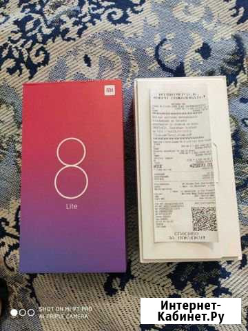 Xiaomi mi 8 lite 6/128 Омск - изображение 1