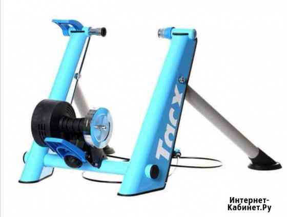 Продам велостанок Tacx Blue Matic + синюю покрышку Кемерово