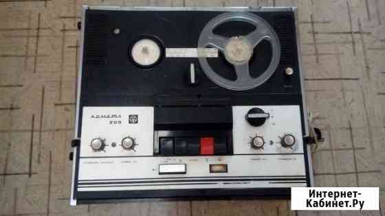 Магнитофон катушечный Саратов