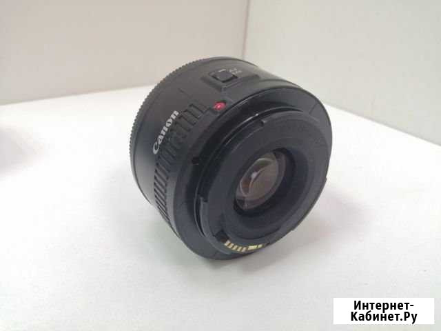Объективы Canon EF 50mm 0.45m/1.5ft 1:1.8 II Старый Оскол - изображение 1