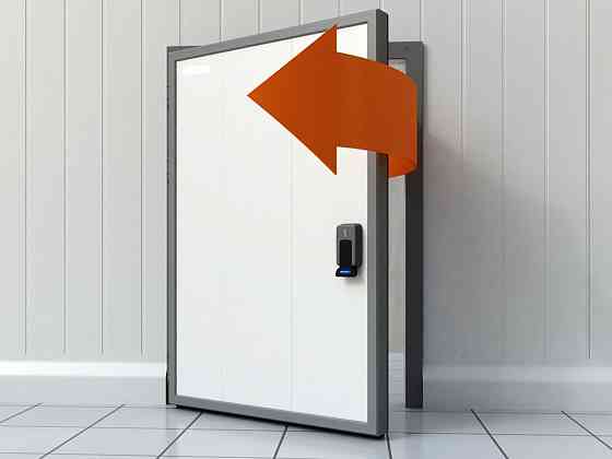 Дверь холодильная для камеры заморозки овощехранилища склада Симферополь