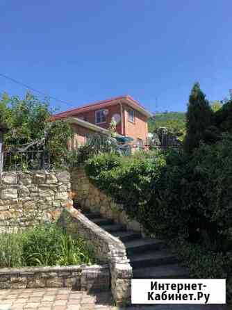 Дом 180 кв.м. на участке 14.6 сот. Пятигорск