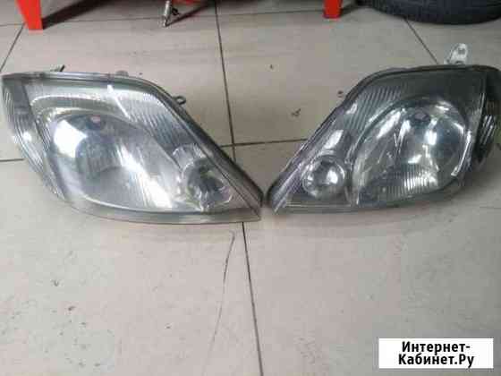 Фары Toyota corolla Ессентуки