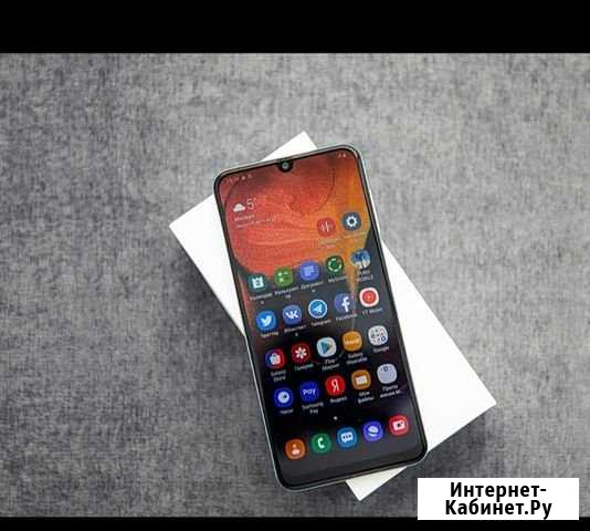 SAMSUNG A50, 64Гб Сургут - изображение 1