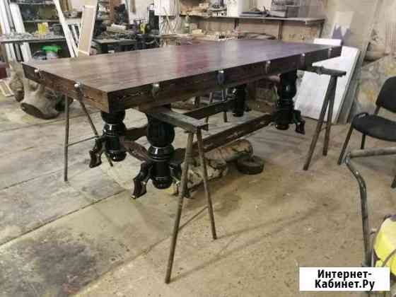 Шикарный стол для приёмной или кабинета Новокузнецк