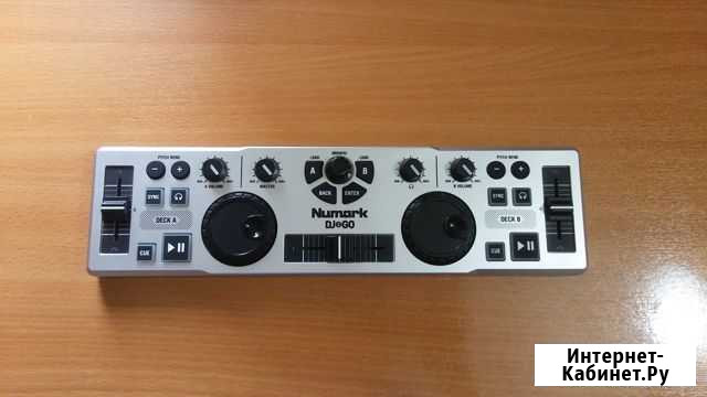 DJ контроллер numark dj2go Воткинск - изображение 1