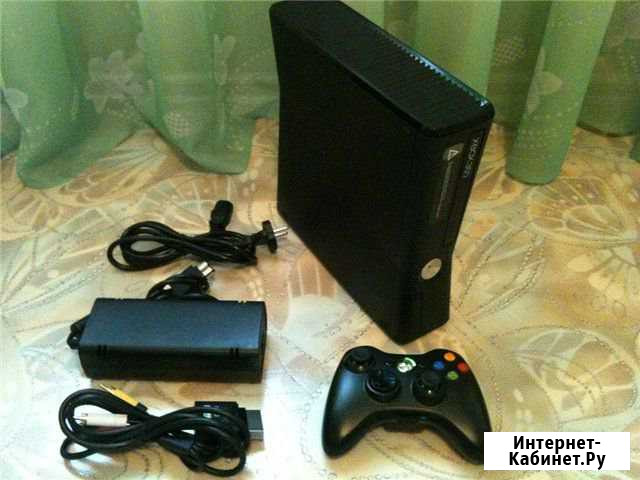 Xbox360 Slim 250гб, фрибут, гарантия, 35 игр Березники - изображение 1