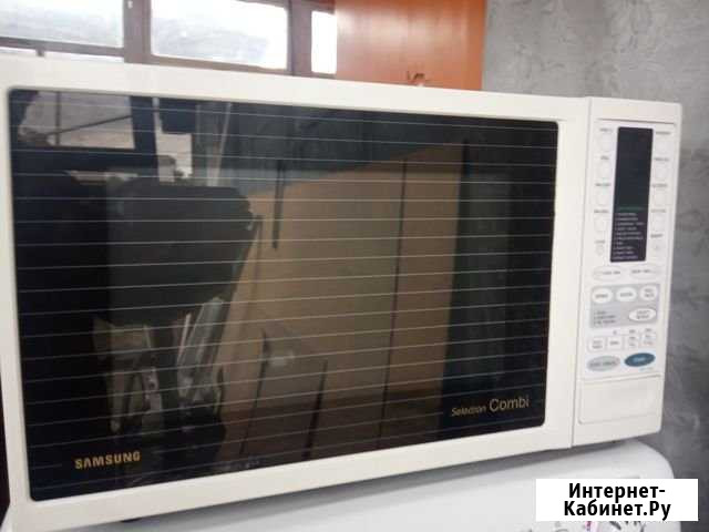 Продам микроволновую печь SAMSUNG re-1330f Новосибирск - изображение 1