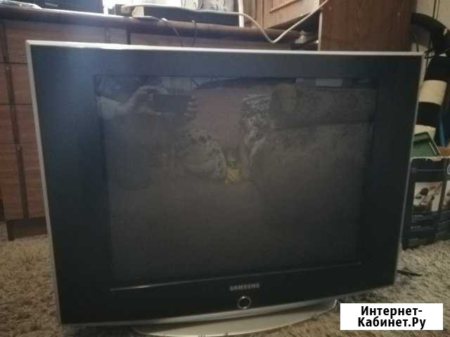 Телевизор SAMSUNG Дно - изображение 1