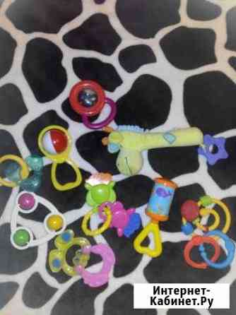 Игрушки-погремушки Владимир