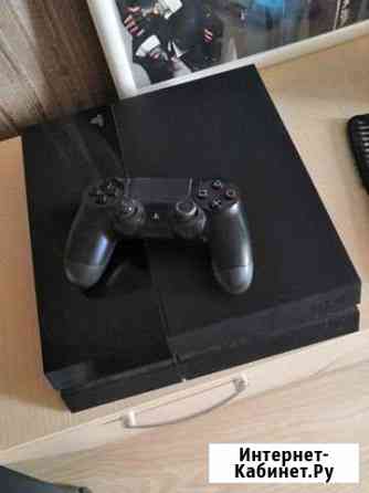 Продам PS4 500gb с играми и 2 геймпадами Липецк