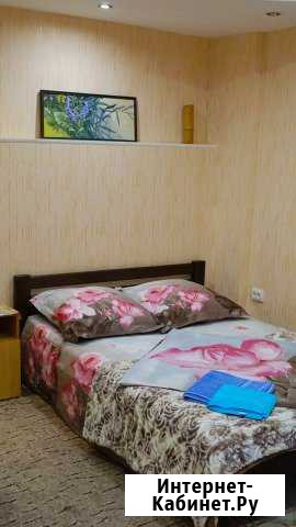 Комната 12 кв.м. в > 9-к, 1/3 эт. Ялта - изображение 1