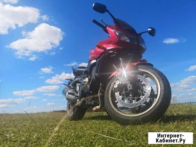 Fz1-s 2009г. красный Екатеринбург - изображение 1