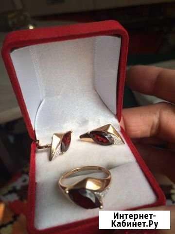 Золотой комплект с гранатом Киров - изображение 1