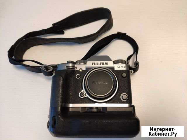 Fujifilm X-T2 silver graph + батблок Meike MK-XT2 Югорск - изображение 1