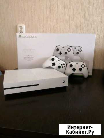 Xbox one s 1tb Камышин - изображение 1