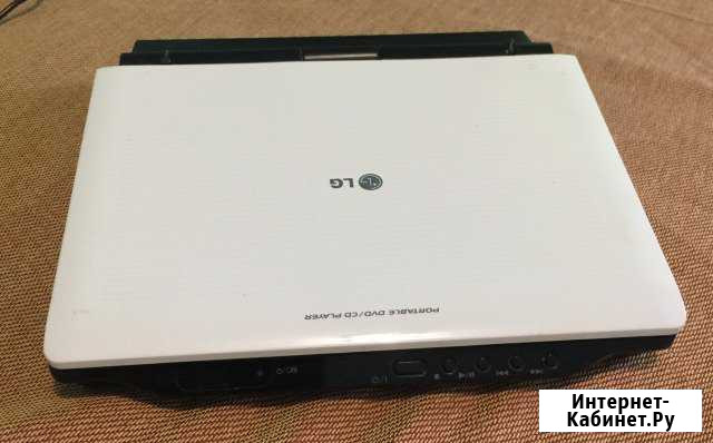 Портативный DVD плеер LG DP281B Мурманск - изображение 1