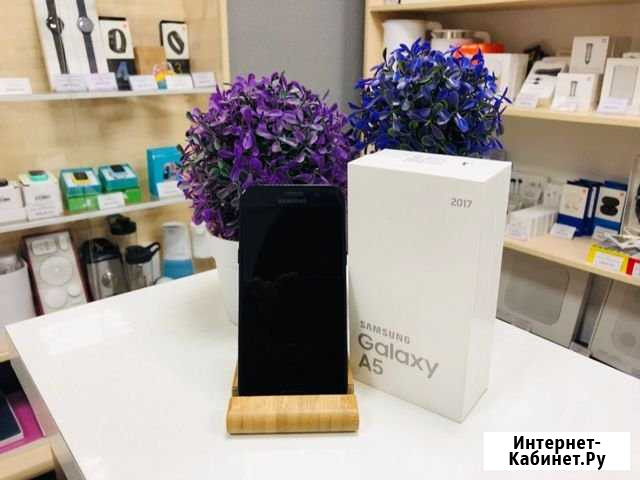 SAMSUNG Galaxy A5 2017 32Gb Black Б/У.Магазин Великий Новгород - изображение 1