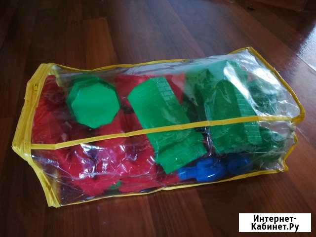 Крупный конструктор с башнями и солдатиками Смоленск - изображение 1