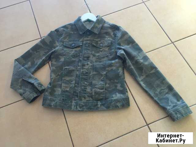 Ветровка Benetton 150 cm(XL) Красноярск - изображение 1