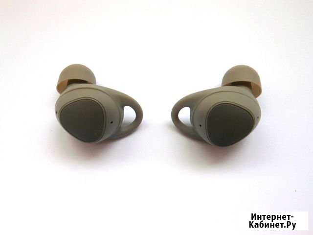 SAMSUNG Gear IconX 2018 левый+правый, кейс продан Томск - изображение 1