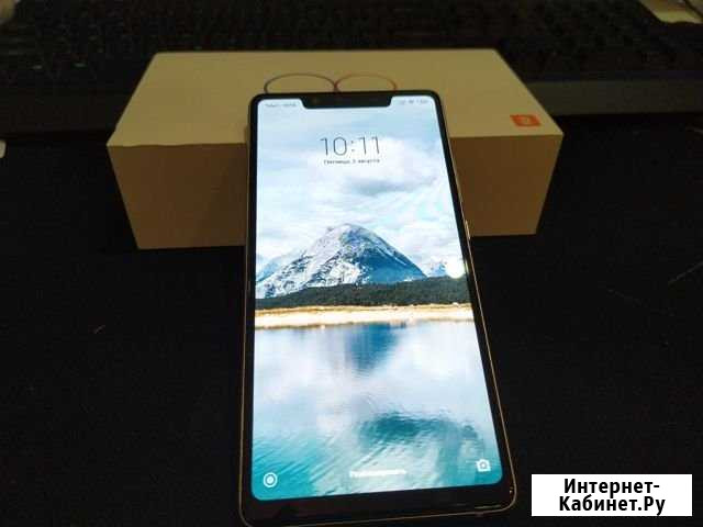 Xiaomi Mi 8 SE 6/64 gb 710 snapdragon amoled Нижний Новгород - изображение 1