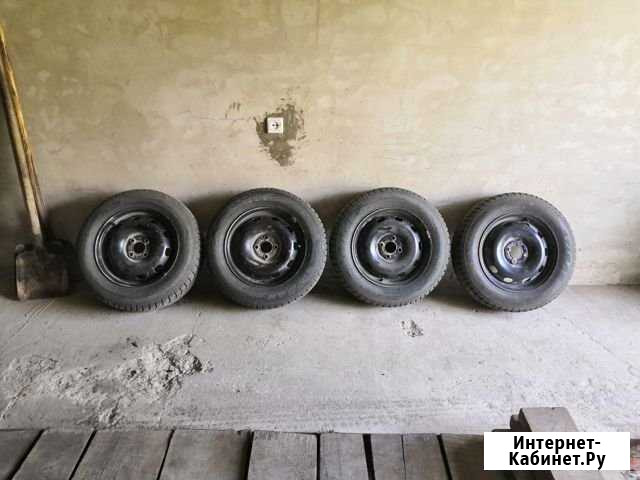 Колеса 4/100, 195/65 R15, шипы зима Белгород - изображение 1