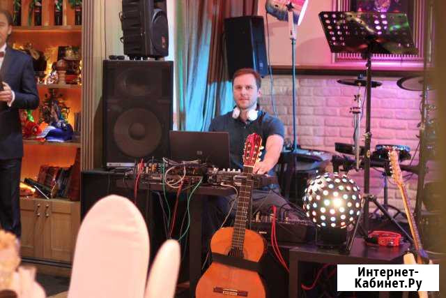 Диджей Dj + Звук Свет Проектор + Караоке Москва - изображение 1