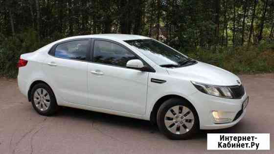 Машина Kia Rio на газу аренду под такси Санкт-Петербург