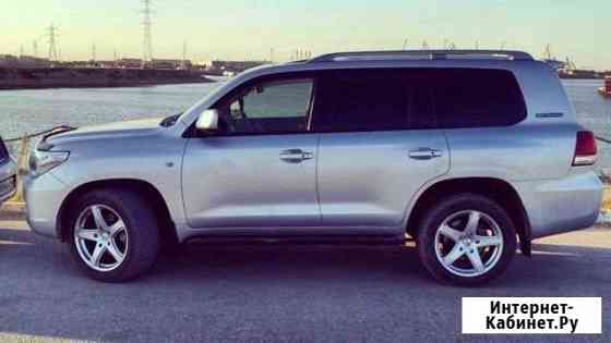 Аренда авто на свадьбу Toyota Land Cruiser 200 Бугуруслан