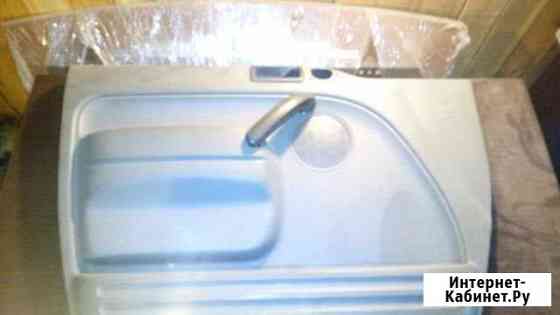 Форд запчасти от дверей с левой стороны Санкт-Петербург