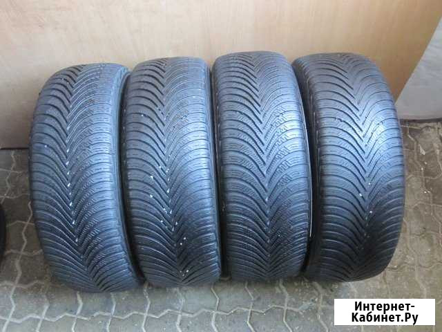 205 55 16 Michelin комплект шин бу Краснодар - изображение 1