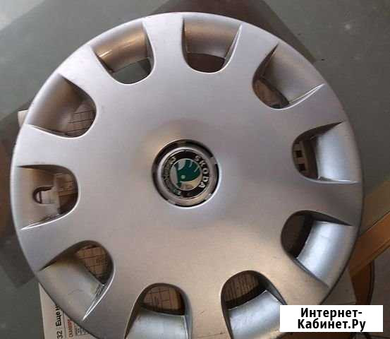 Оигинальные колпаки R15 на Skoda Octavia Tour Москва - изображение 1