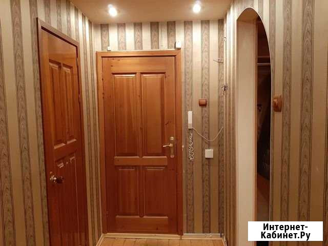 3-комнатная квартира, 63 м², 7/10 эт. в аренду на длительный срок в Мурманске Мурманск - изображение 1