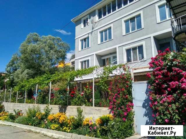 Квартира-студия, 25 м², 4/4 эт. в аренду на длительный срок в Ялте Ялта - изображение 1